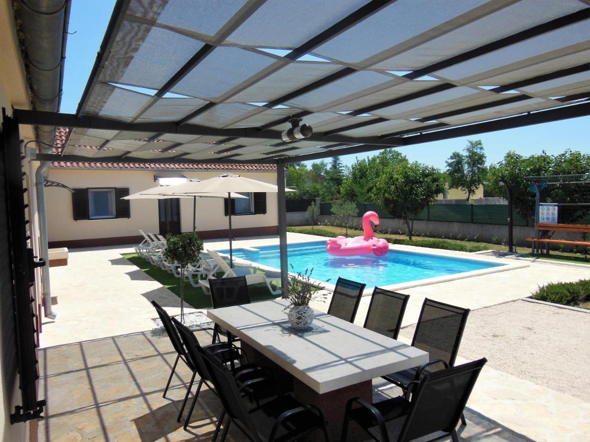 Holiday Home Tuta Polaca Εξωτερικό φωτογραφία
